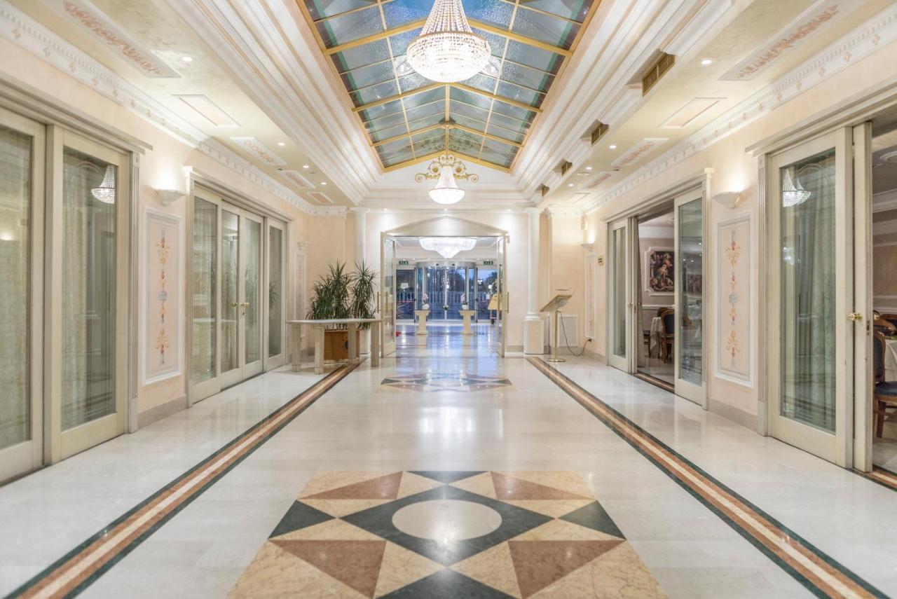 רוקה סן ג'ובאני Hotel Villa Medici מראה חיצוני תמונה